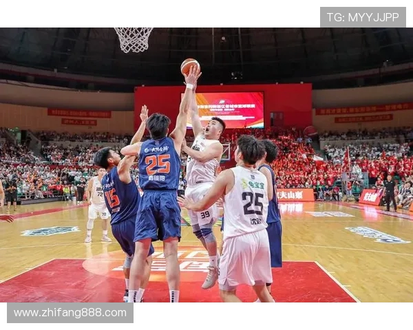 聚焦篮球明星成长历程与赛场巅峰表现全面探秘激励人心故事篇章录 聚焦篮球明星成长历程与赛场巅峰表现全面探秘激励人心故事篇章录