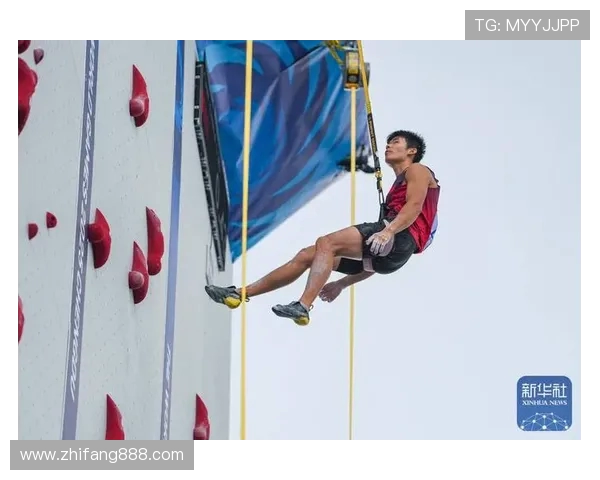 成都攀岩队与杭州攀岩队的实力对决全景分析与精彩回顾 成都攀岩队与杭州攀岩队的实力对决全景分析与精彩回顾